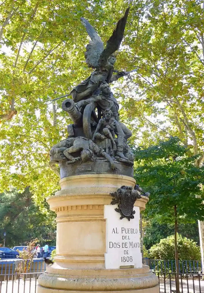 Monument au peuple du 2 mai 1808 dans le parc de la Montaña à Madrid.